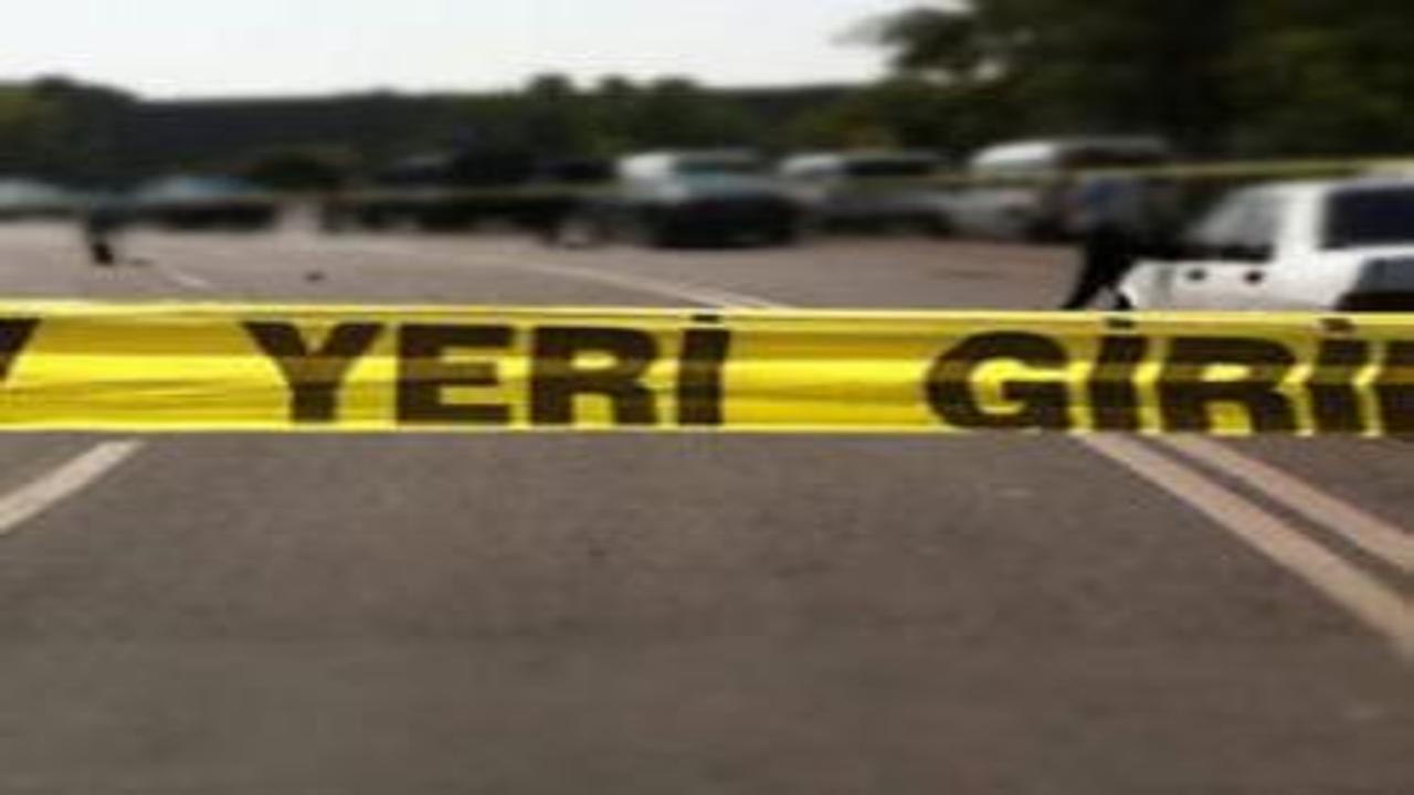 İzmir’de parkta dehşet! Çocukların 'yan bakma' kavgasında kan aktı: 1 ölü