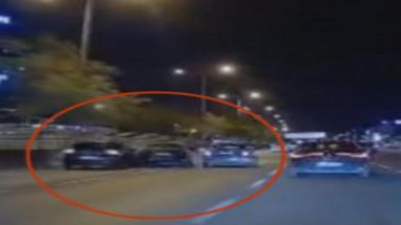 Kadıköy'de makas atan sürücü kazaya sebep oldu