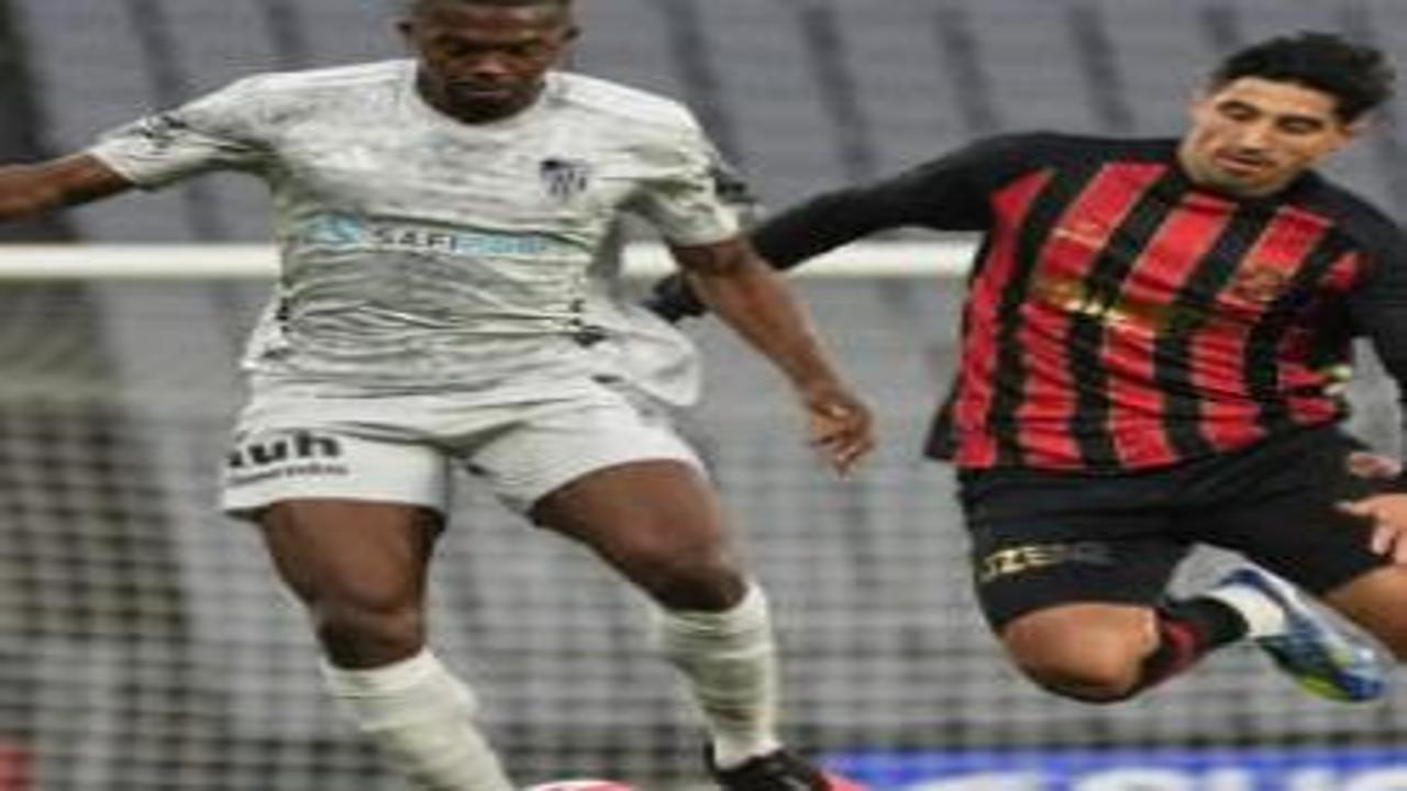 Karagümrük 90+3'te yıkıldı