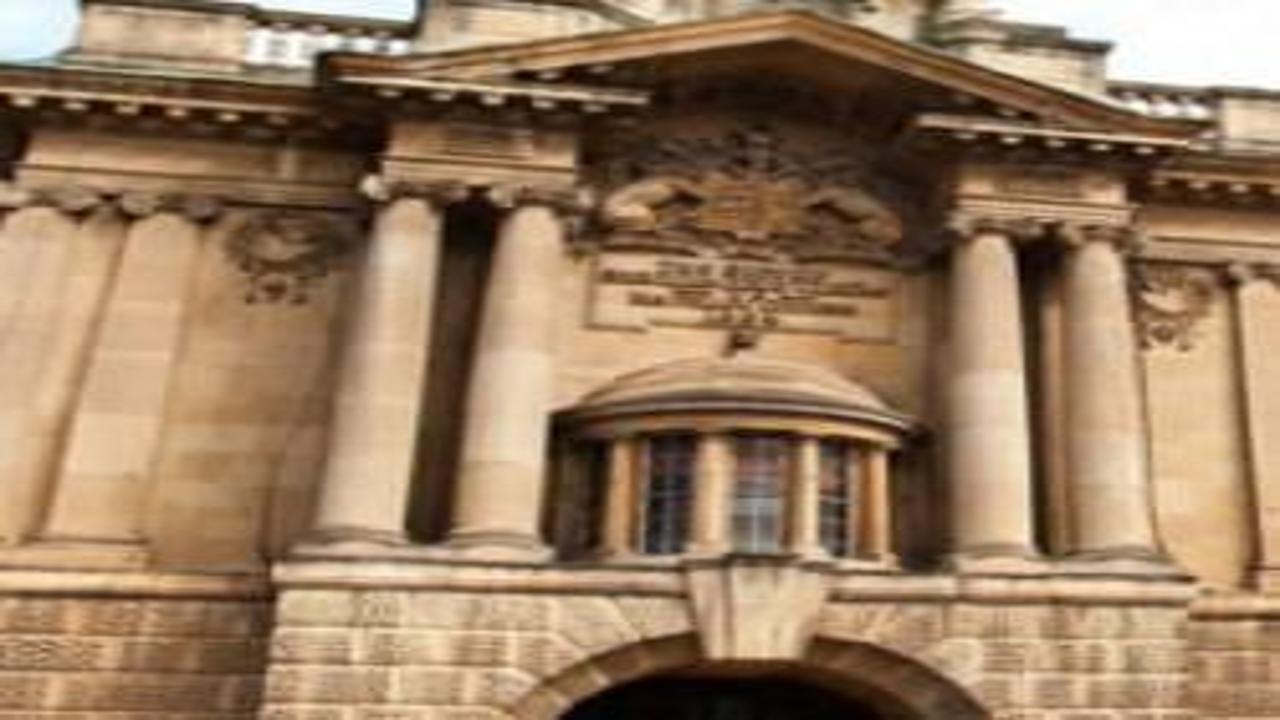 Müzeden 600'den fazla tarihi eser çalındı