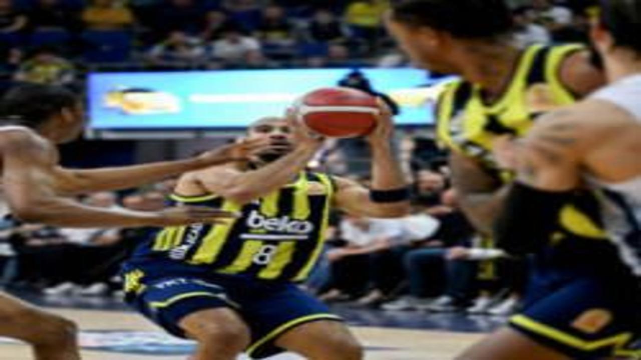 Uzatmalara giden derbiyi Fenerbahçe Beko kazandı!