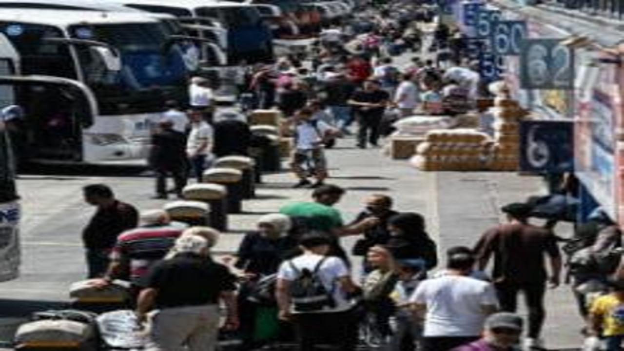 Yılbaşı tatilini 4 güne uzattılar! Türkiye'de 750 bin kişi yollara dökülecek