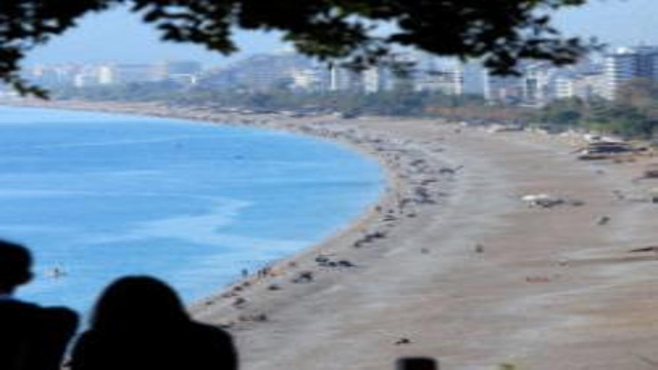 Antalya’da aralık ayında deniz keyfi!