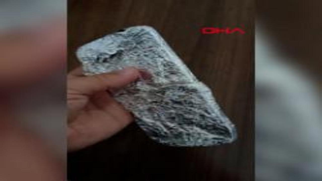 Beyoğlu’nda telefon çalan kapkaçılar kameralara yakalandı