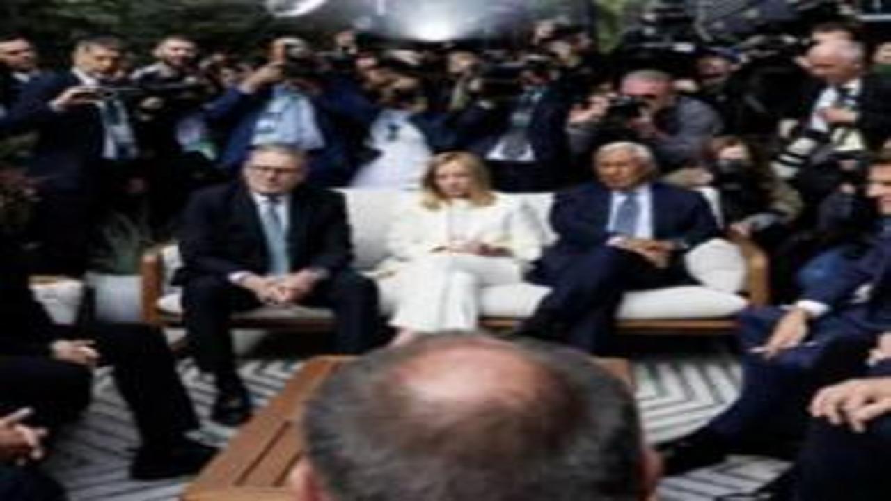 Dünyanın en zengin politikacıları açıklandı! Zirvedeki ilk 2 isim hayrete düşürdü...