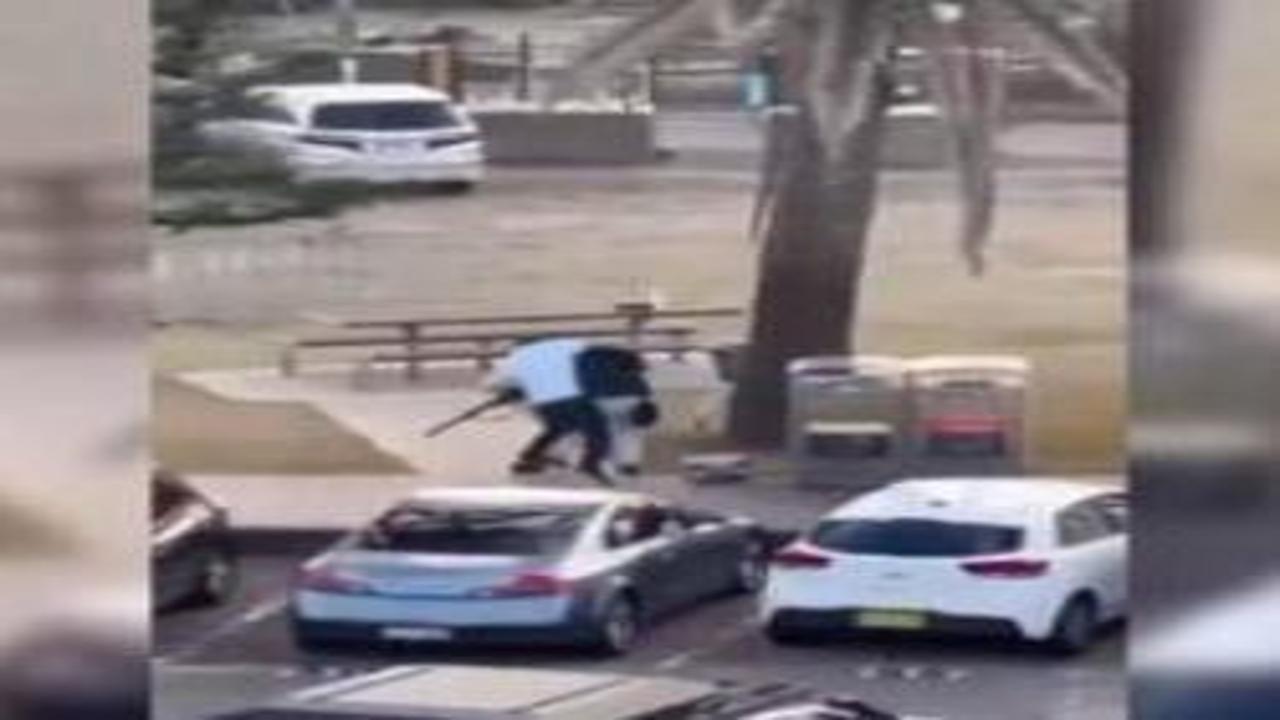 Avustralya'da Başbakan'dan kahraman Ahmed'e hastanede ziyaret: Benim için bir onur