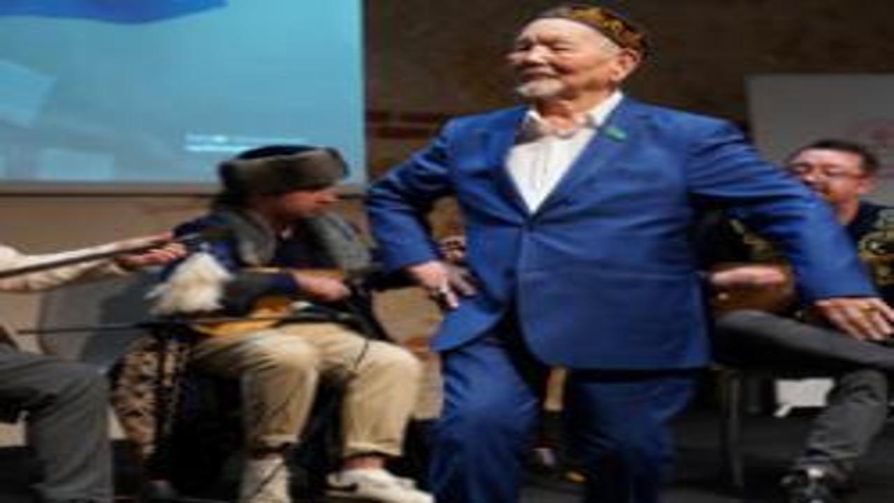 Kazak edebiyatı ve mirası Rami Kütüphanesi'nde tanıtıldı