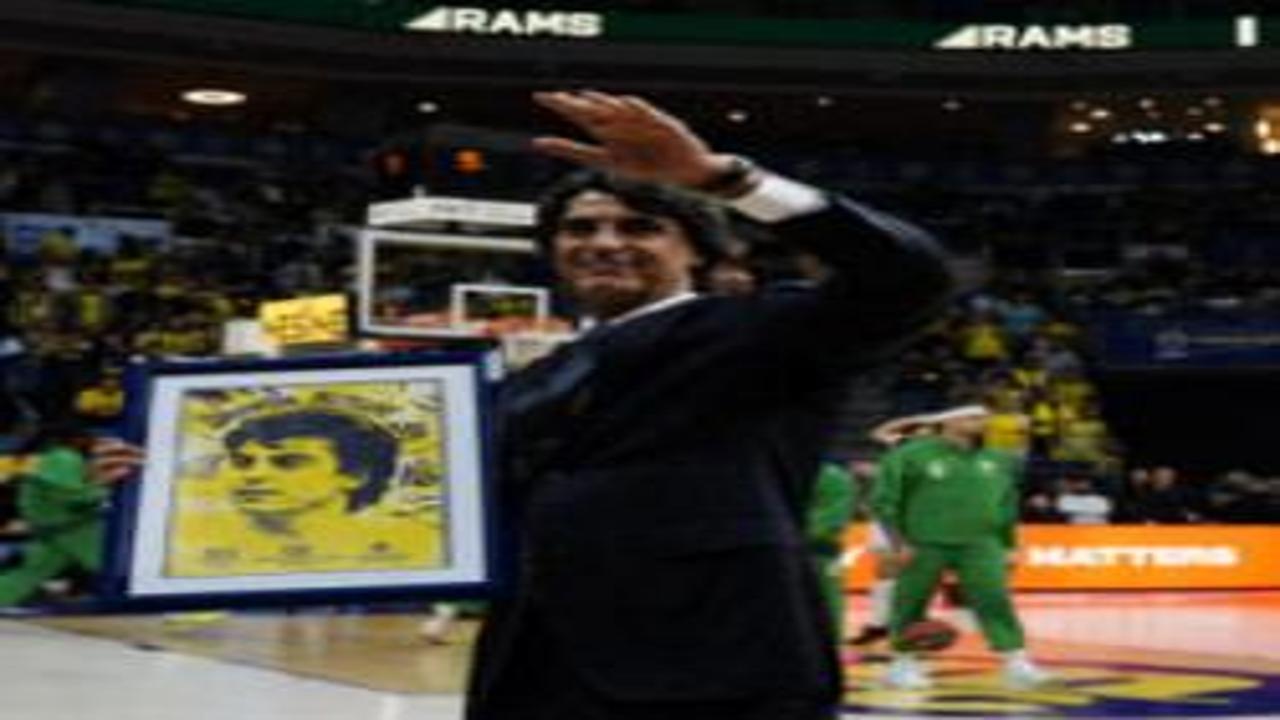 Sadece üç isme yapıldı! Fenerbahçe'den Kutluay'a unutulmaz jest