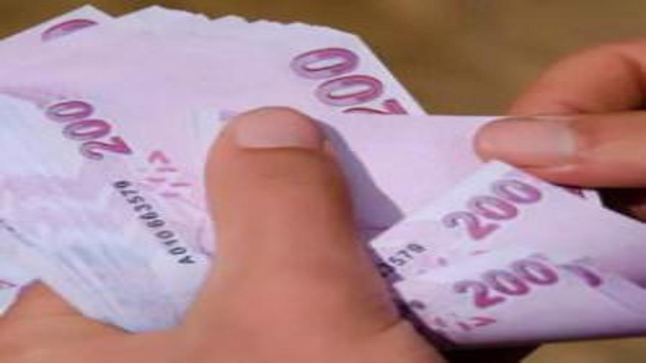 Öğrencilere aylık 2 bin TL devlet desteği! Hesaba ödemeler yapılacak