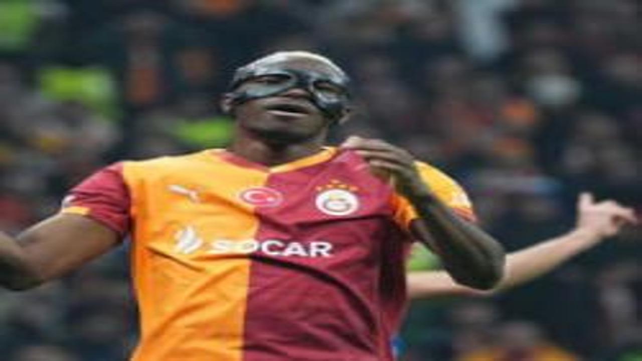 Osimhen'den İtalyanlara bomba sözler! Resmen dert yandı: Bana köpek gibi davrandılar