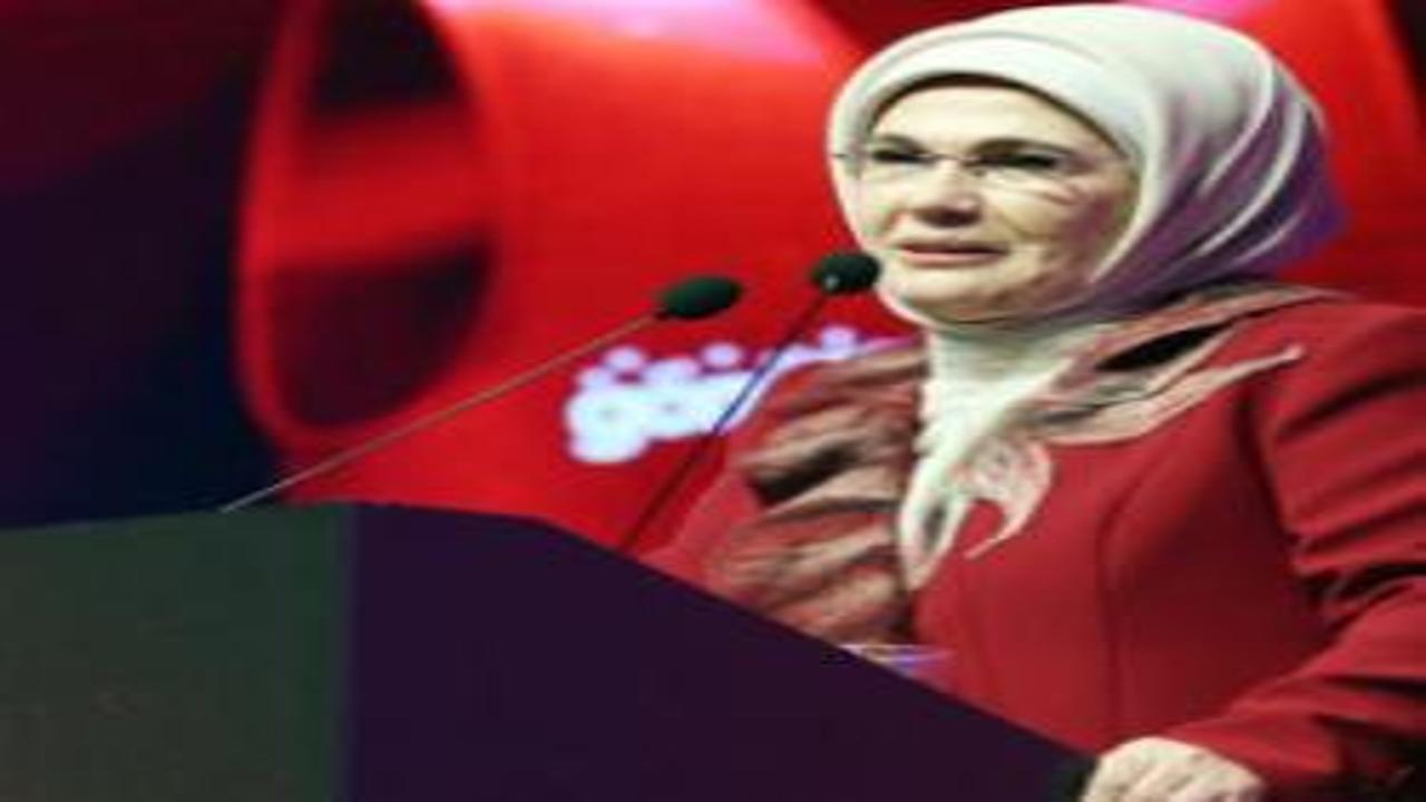 Emine Erdoğan: Tarihi zirve dönüm noktası olacak