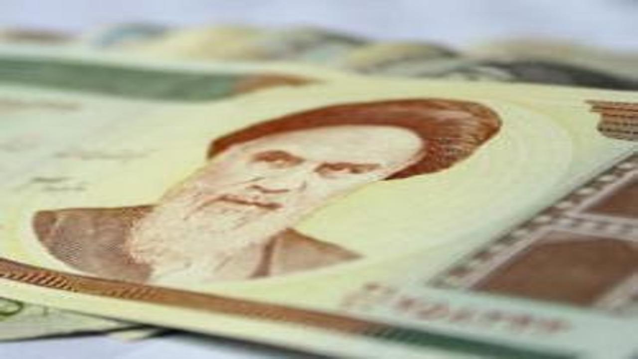 İran'da dolar ulusal para birimine karşı tarihin en yüksek seviyesine çıktı
