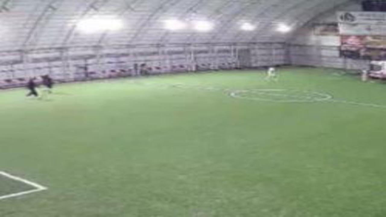 Ordu'da öğretmenin halı saha maçında kahreden ölümü kamerada