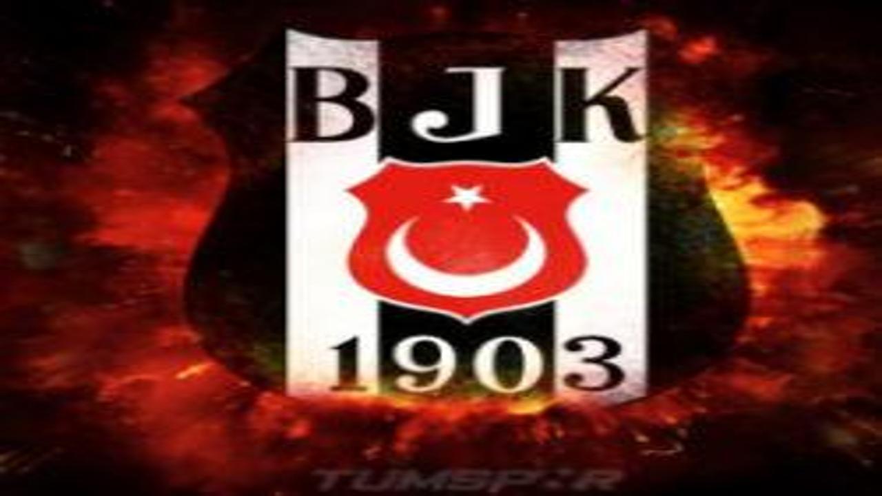 Beşiktaş'ta yeni imza! Sözleşmesi uzatıldı