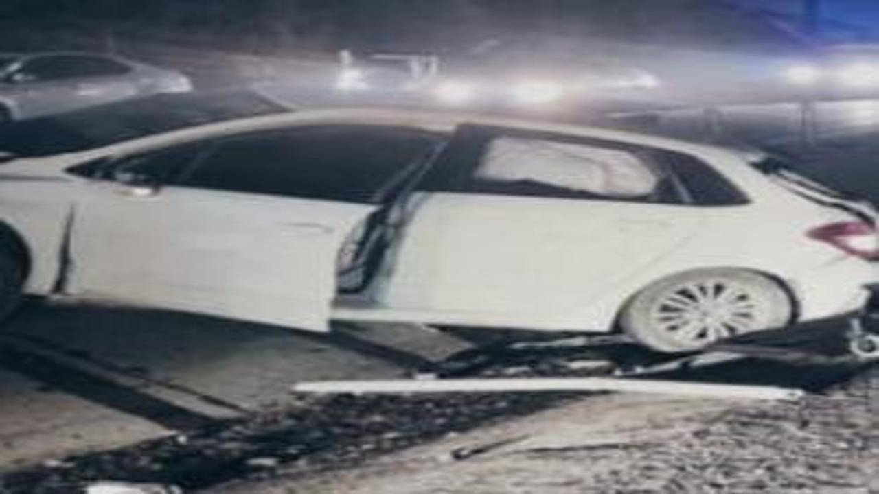 İstanbul'da zincirleme kaza: 4 araç birbirine girdi