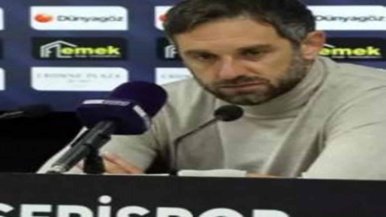 Süper Lig'de bir teknik direktör ayrılığı daha! Sözleşmesi feshedildi