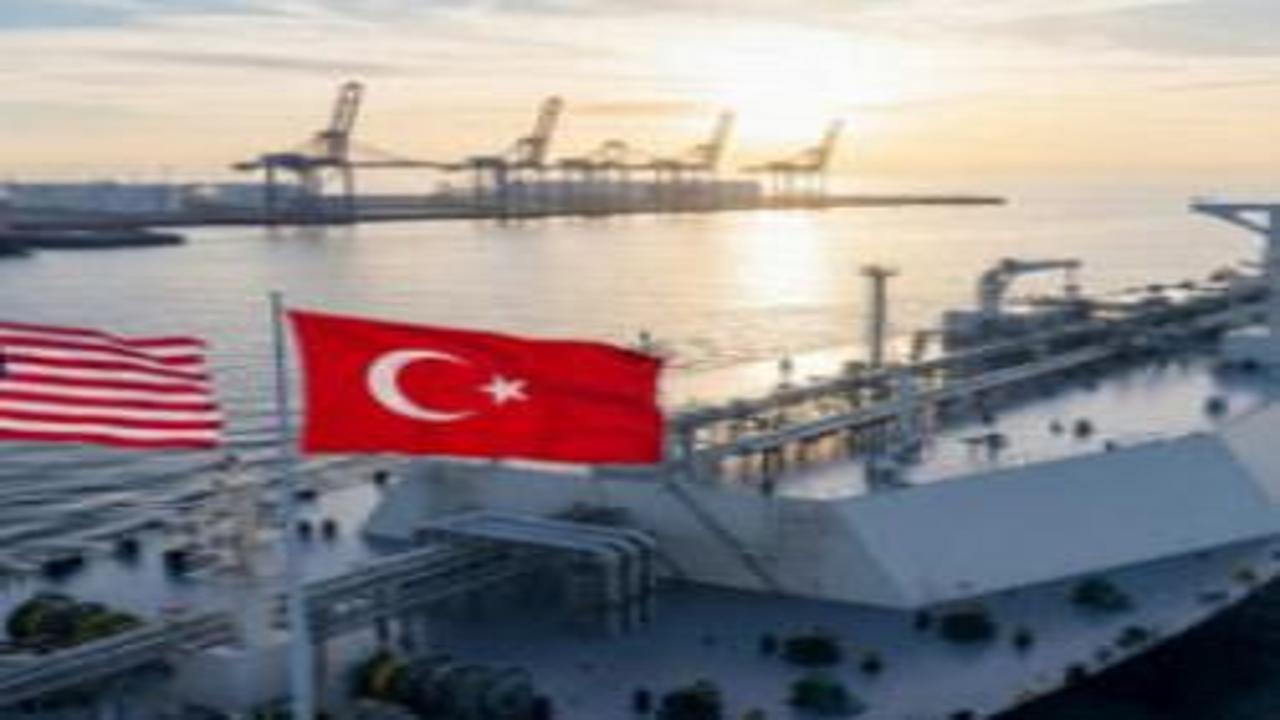 Türkiye'den yoğun enerji diplomasisi: Gündemde LNG ve nükleer işbirliği var