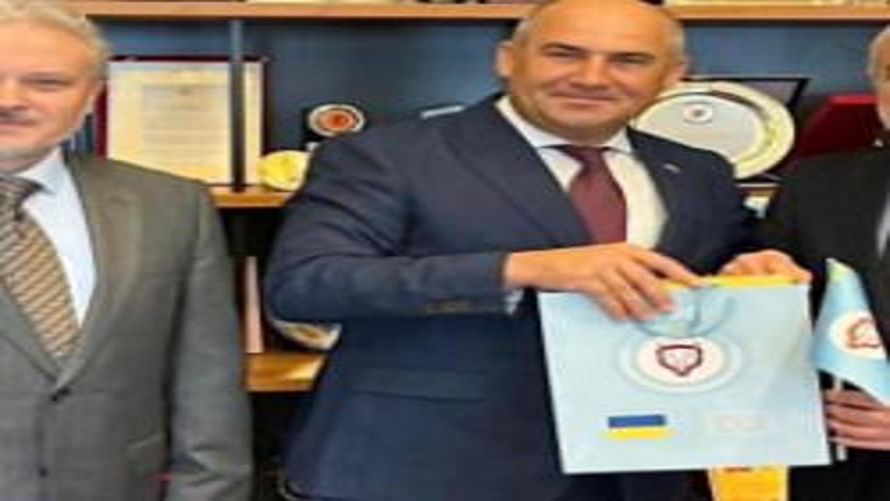 Yalçın Topçu, Ukrayna heyetini kabul etti! Türkiye ve Erdoğan'a teşekkür ettiler