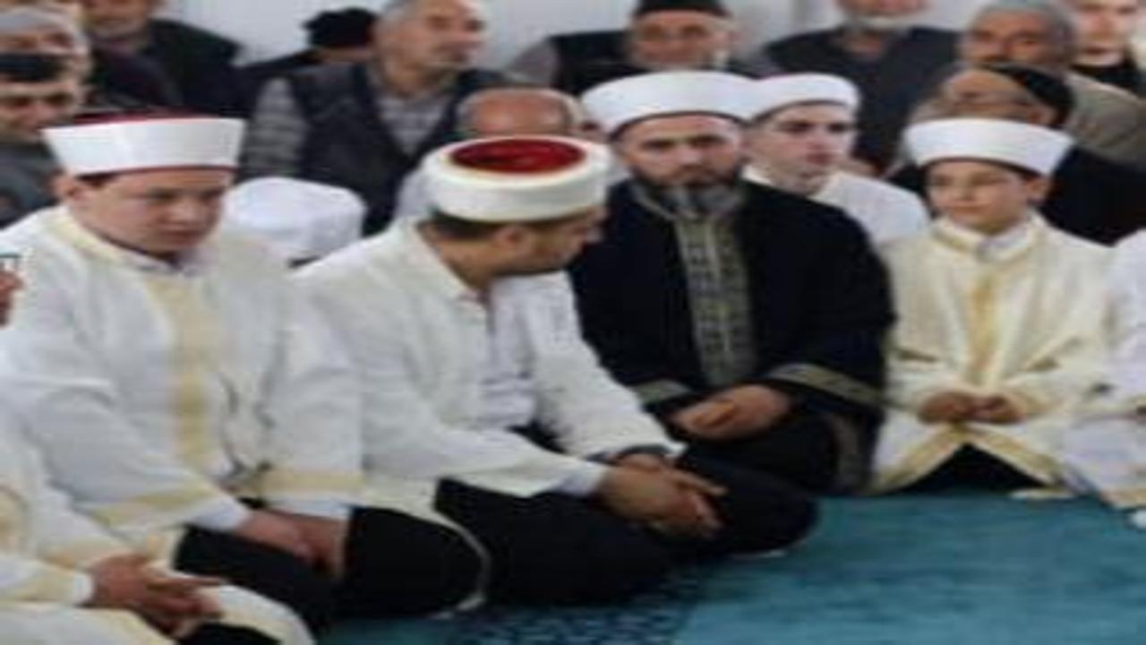 Erzurum'da 25 hafız icazet aldı