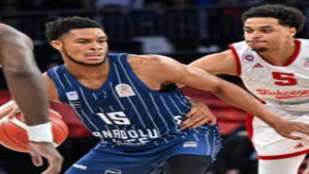 Anadolu Efes, yarı finalde Beşiktaş'ın rakibi oldu