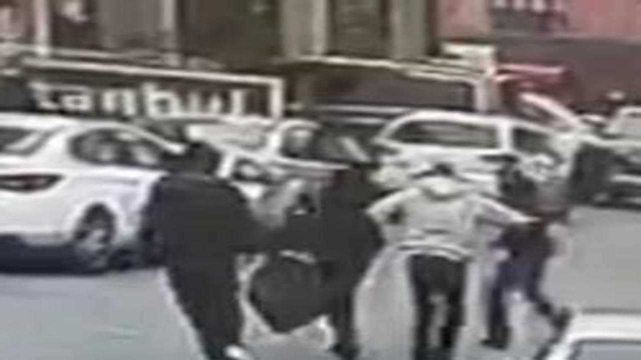 Bankadan çekilen 1,7 milyon lirayı böyle çaldılar: O anlar kamerada