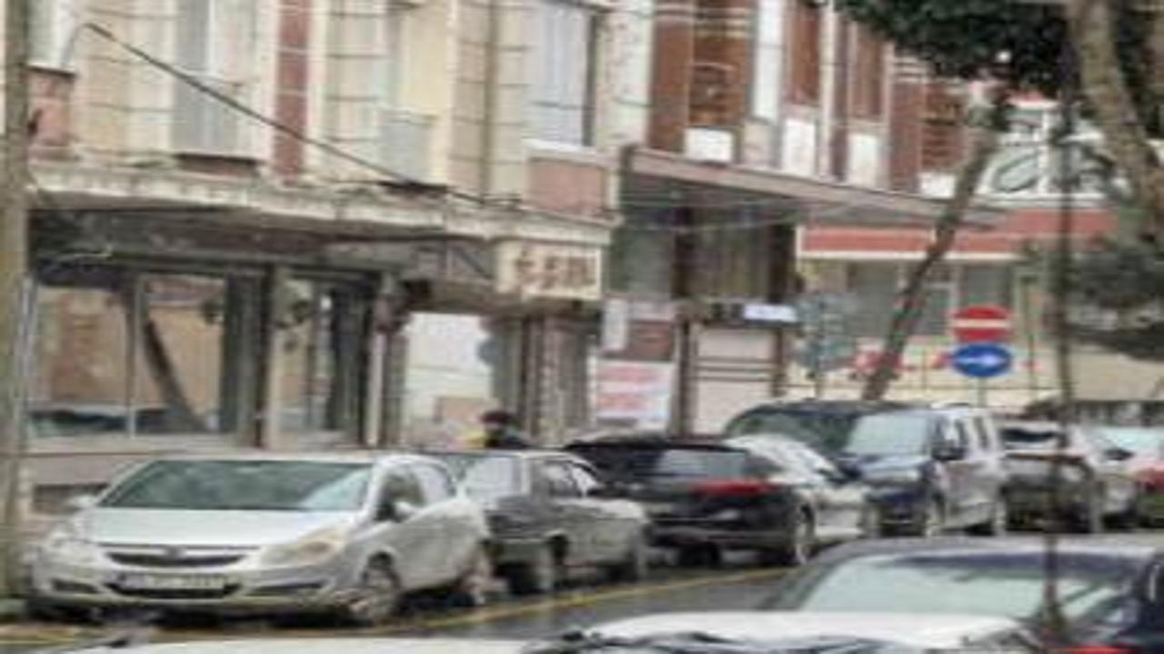 Beklenen kar başladı! Sıcaklık hızla düşecek, Meteoroloji'den 19 il için sarı kodlu uyarı