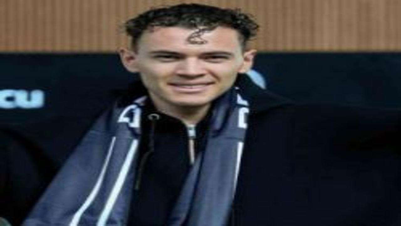 Beşiktaş taraftarı yıldız ismi hayran bıraktı! Bonservisini aldırmak istiyor