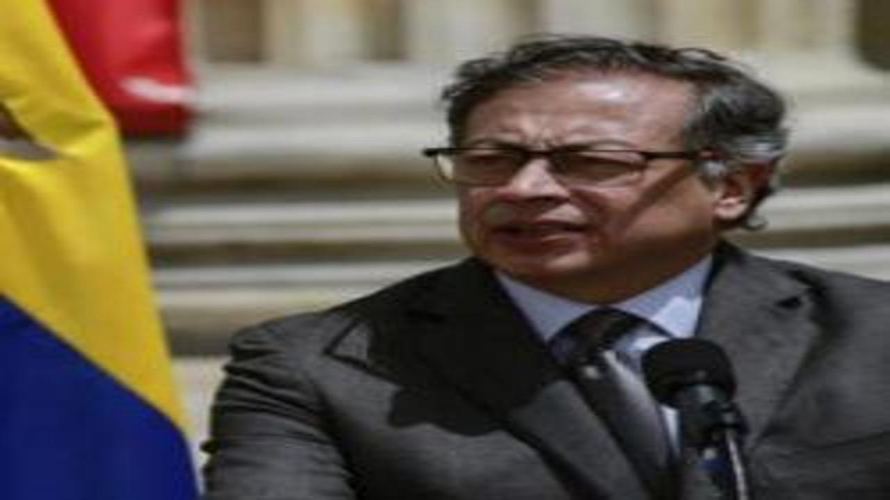 Cumhurbaşkanı Petro'dan halka eylem çağrısı