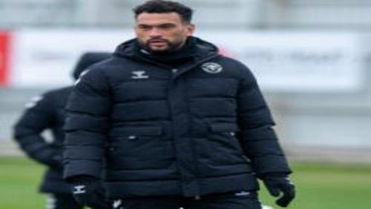 Fenerbahçe'nin eski yıldızı İlhan Palut'un yardımcısı oldu