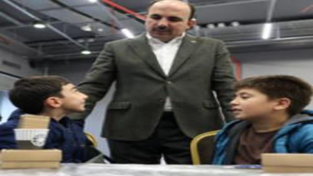 Başkan Altay, "Bilimle Keşfediyorum" projesinde öğrencilerle buluştu