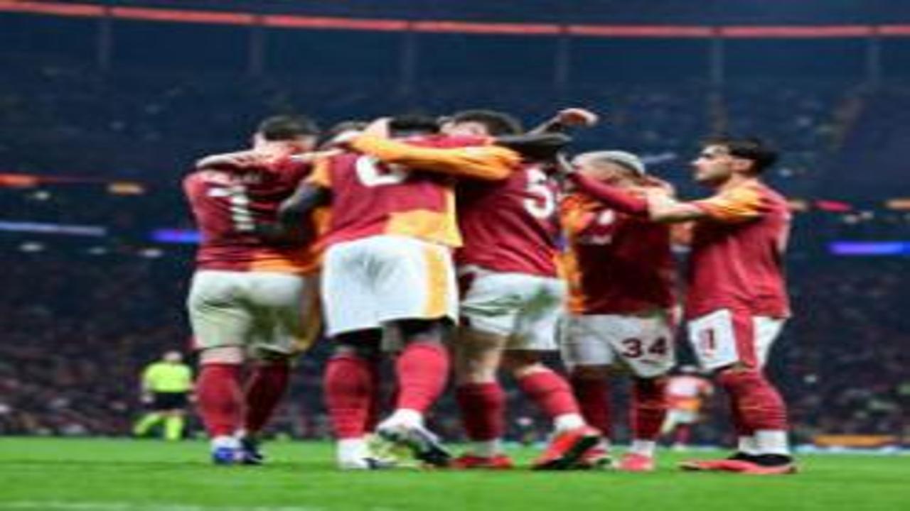 Juventus'a 5'lik darbe! Aslan, İtalyan devini paramparça etti