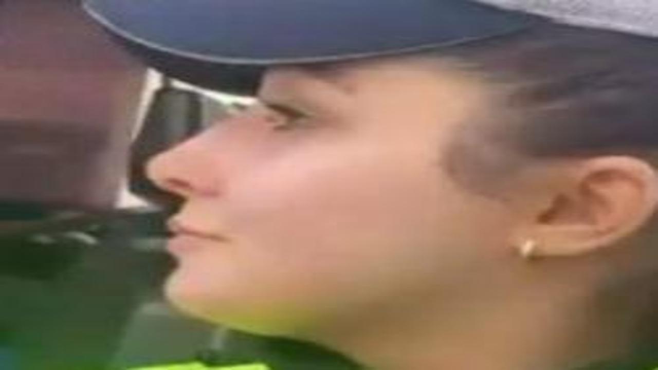 Hem hakaret etti hem kaydetti: Kadın polisin sabrı ve profesyonelliği alkış aldı