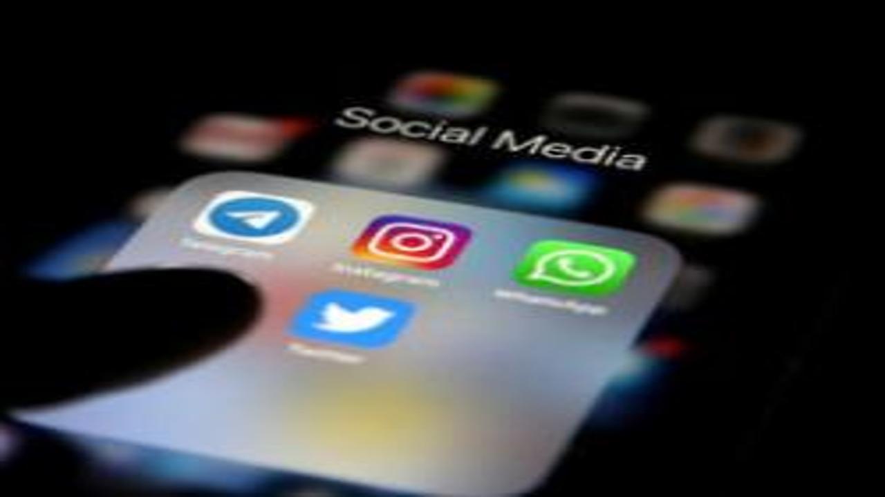 İngiltere'den sosyal medyada yeni yasa değişikliği planı