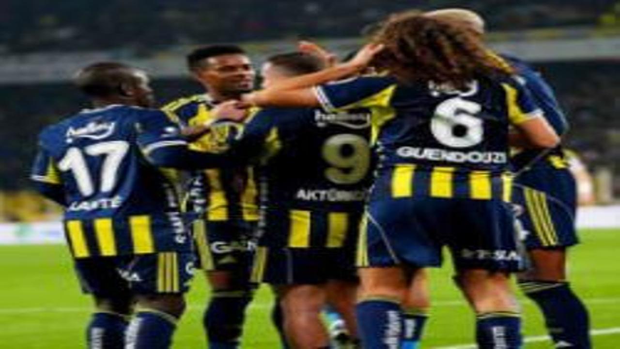 Kadıköy'de taktik savaşı: Tedesco mu? Pereira mı? F.Bahçe-N.Forest: Muhtemel 11'ler