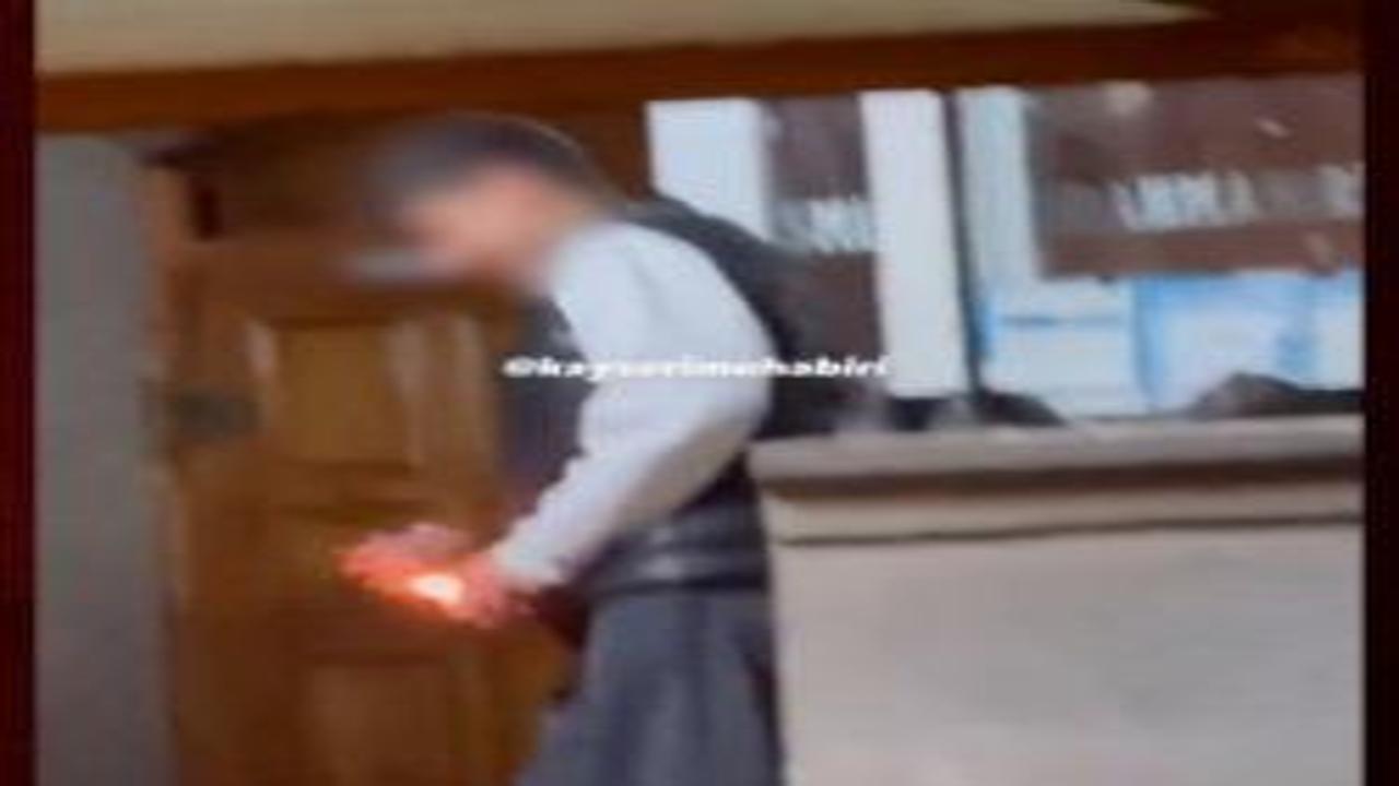 Kayseri'de çocuklar teravih namazı sırasında camiye torpil attı!