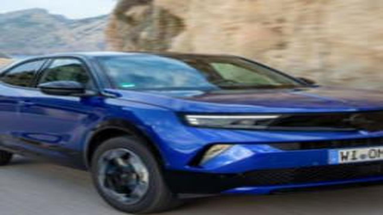 Opel, Corsa ve Mokka'nın 48V hibrit versiyonu Türkiye’de