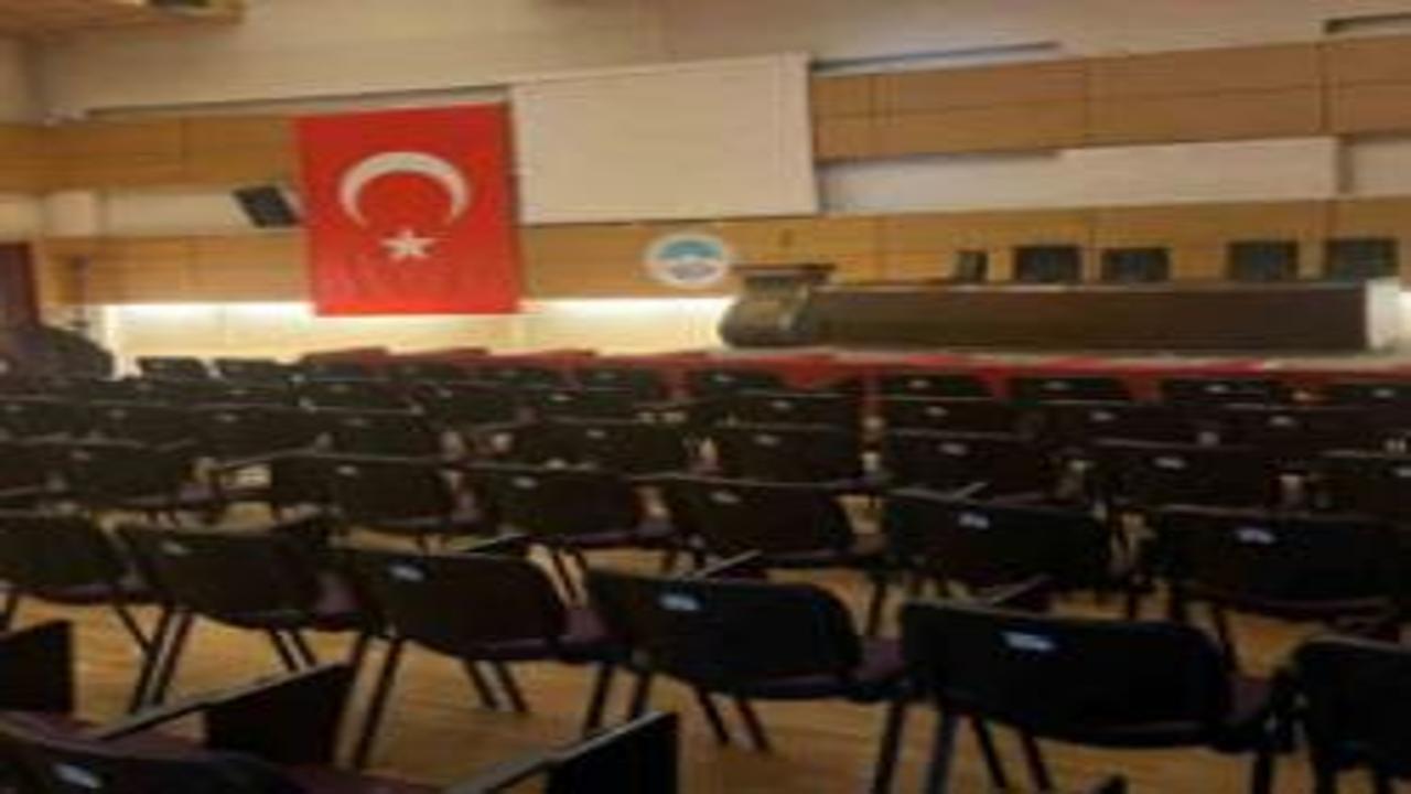 Süper Lig ekibinde seçime gidildi: Salon boş kaldı