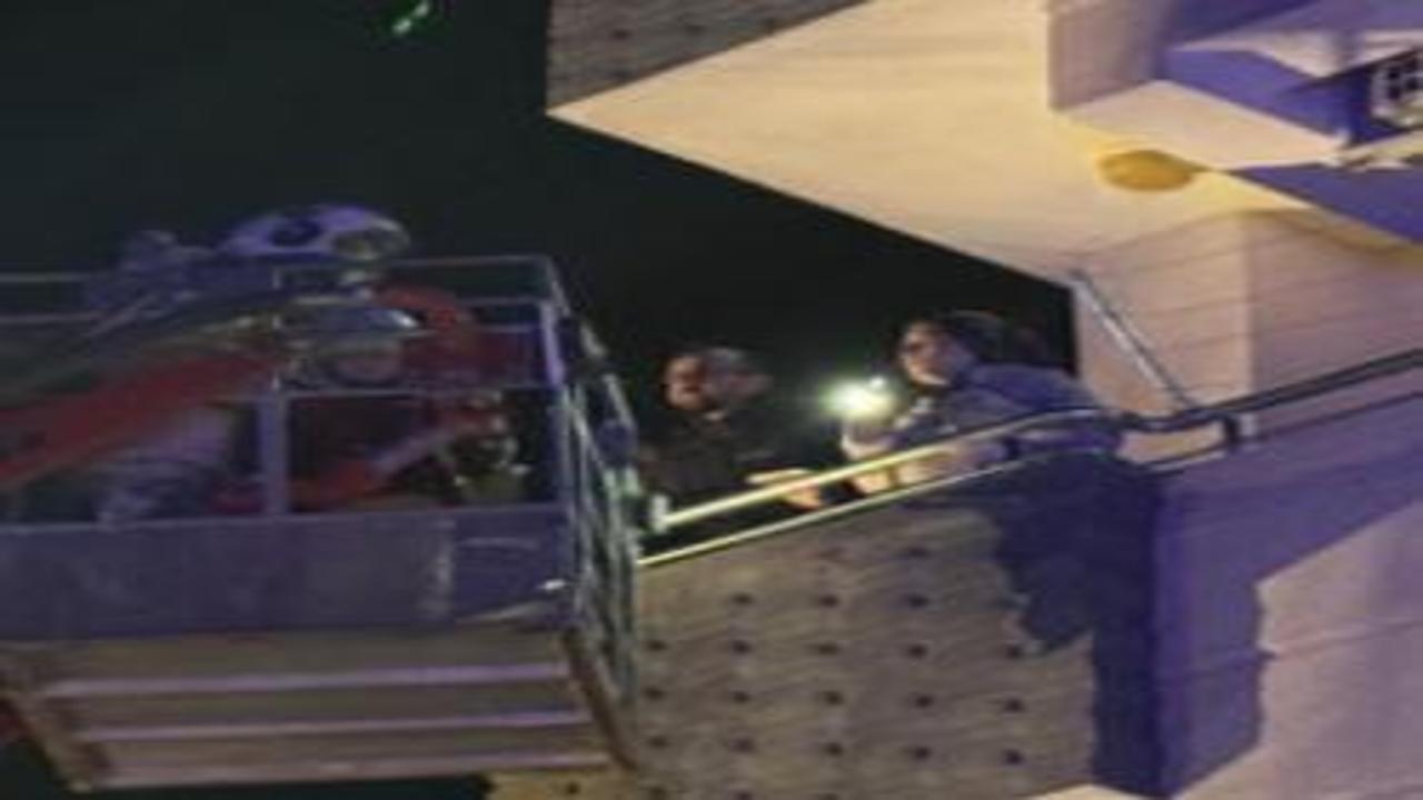 Aprtmanda can pazarı: 30 kişi kurtarıldı