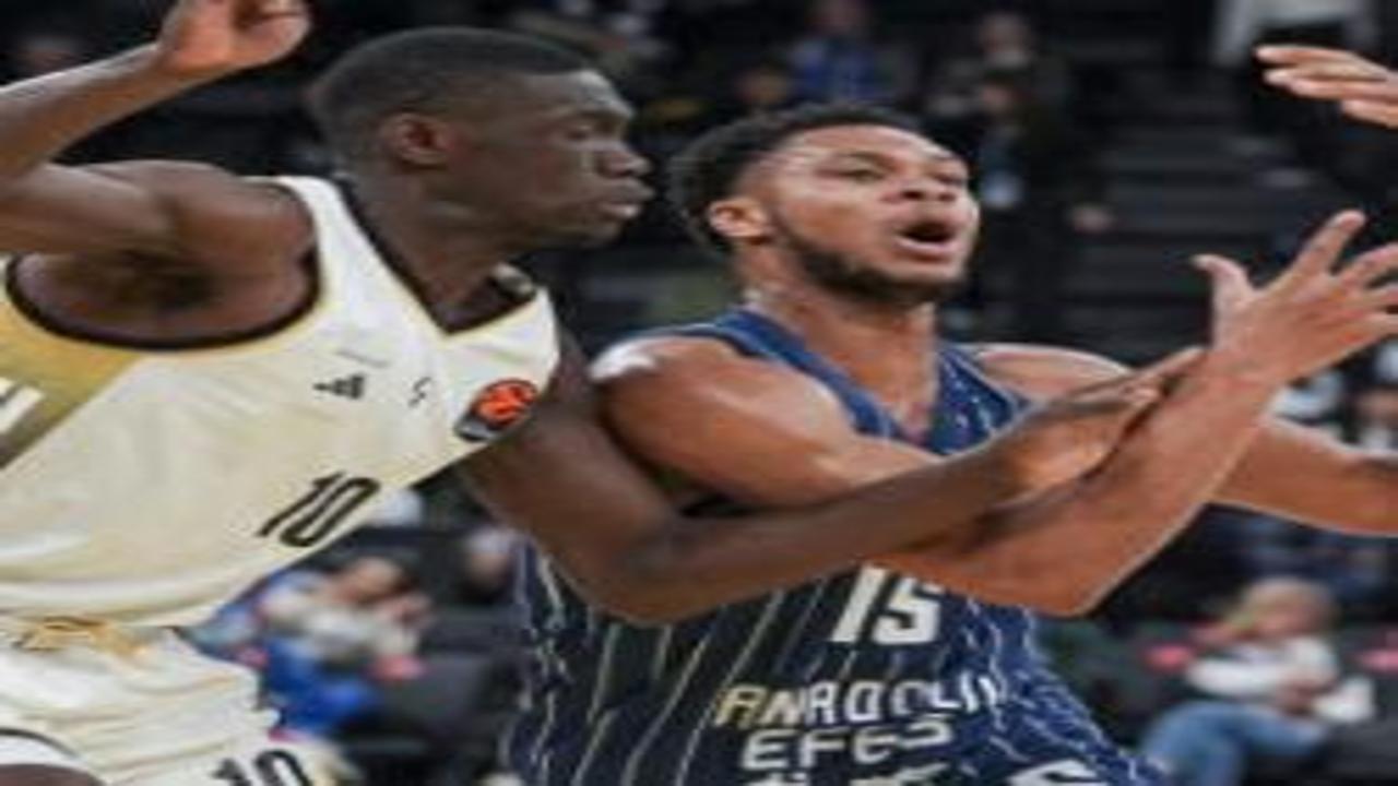 Anadolu Efes, Asvel'e 3 sayıyla kaybetti