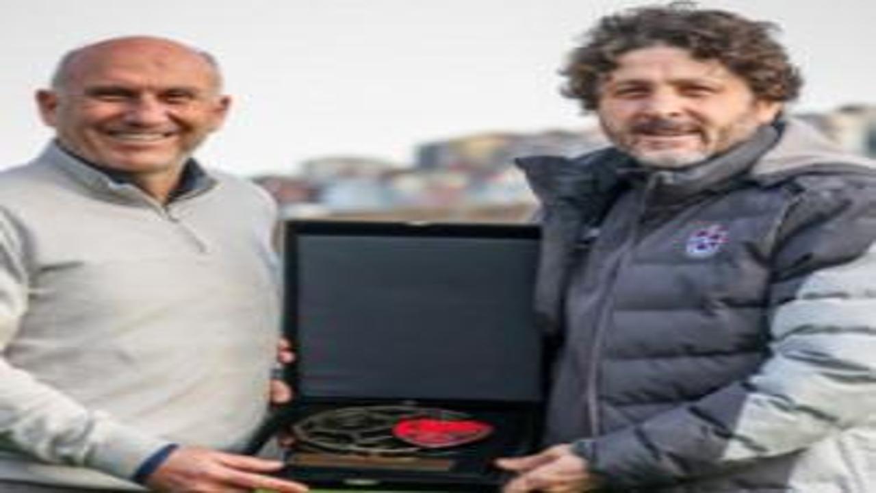 Galatasaray maçındaki açıklaması nedeniyle TFF'den Fatih Tekke'ye ödül!