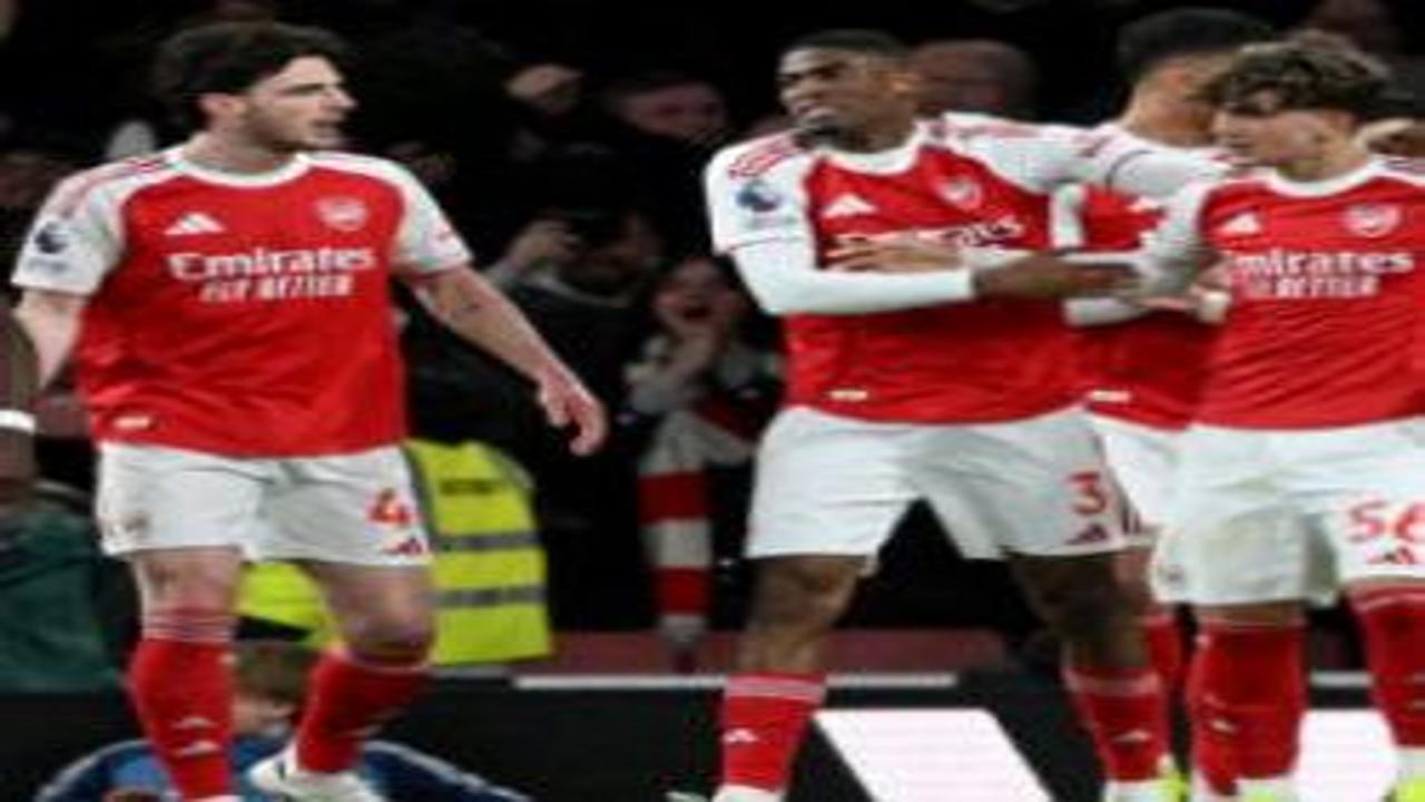 16 yaşındaki kanat 90+7'de attı! Arsenal 3 puanı kaptı