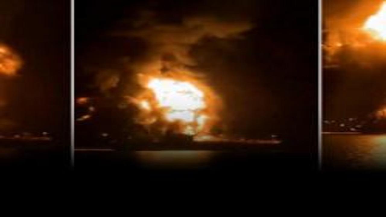 Basra Körfezi alev alev: Petrol tankeri vuruldu