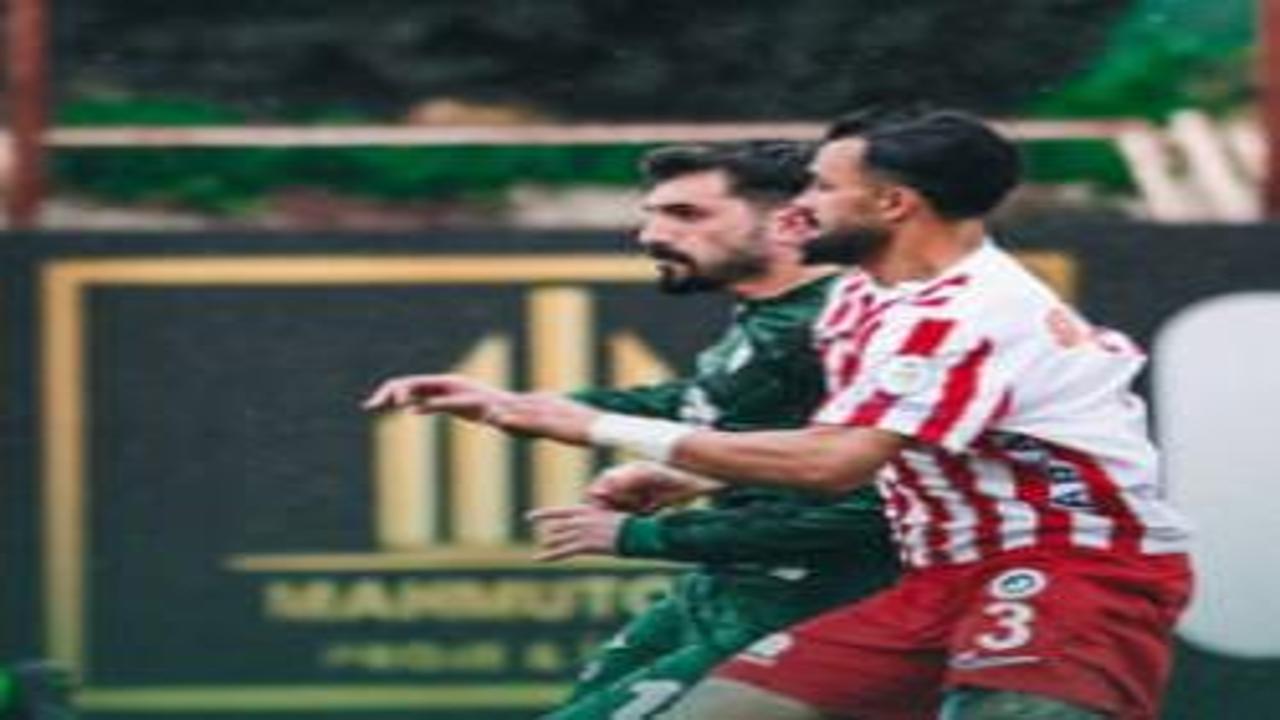 2. Lig'de şampiyonluk yarışı kızıştı! Bursaspor, Maraş'tan puanla çıktı