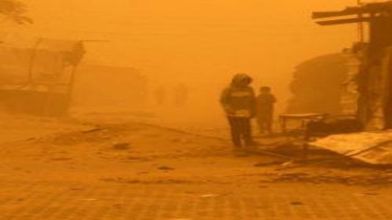 Gazze’de etkili olan kum fırtınası Filistinlilerin hayatını daha da zorlaştırdı