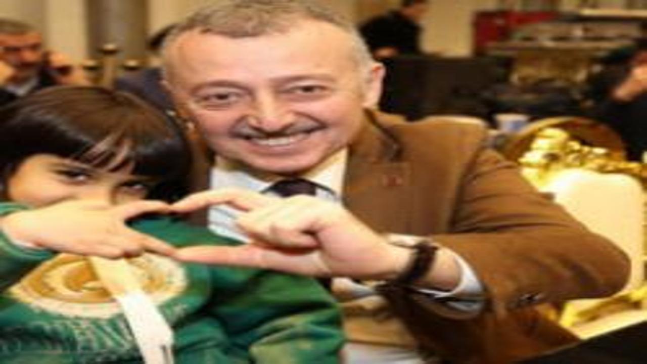 Kardeşlik sofrası sınır tanımadı: Başkan Büyükakın, Balkanlar ve Kahire’de