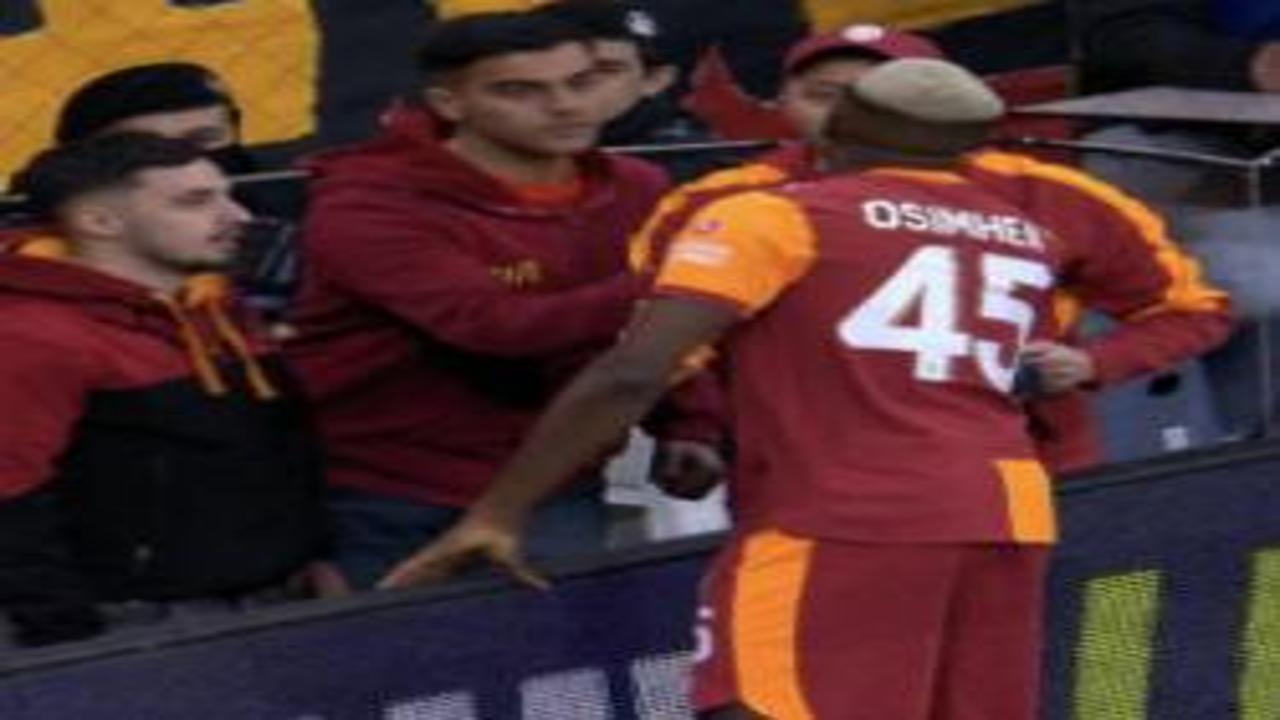 Maç öncesi duygusal koreografi! Osimhen gözyaşlarını tutamadı