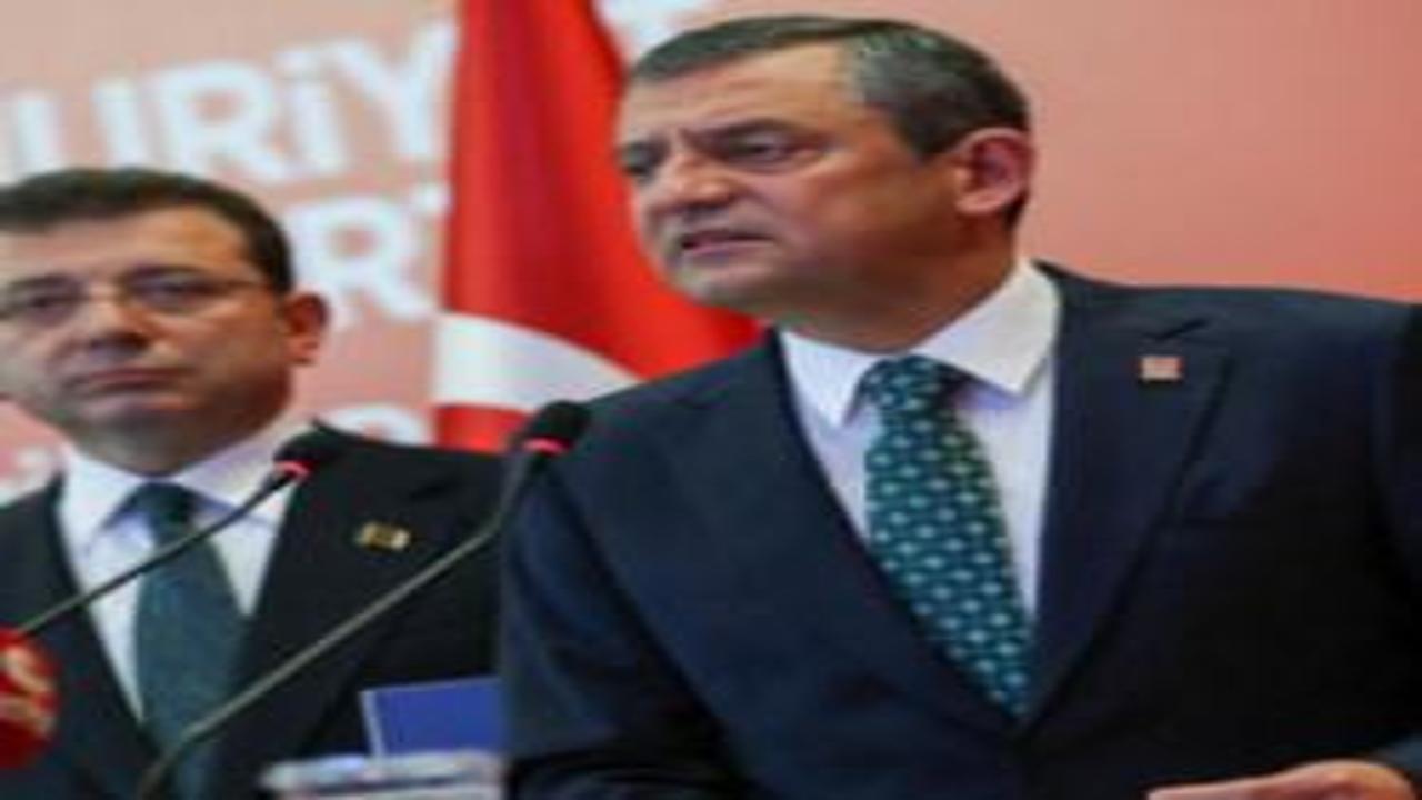 Mahmut Övür: İmamoğlu ve Özel, CHP'yi intihara sürüklediklerini gösterdi