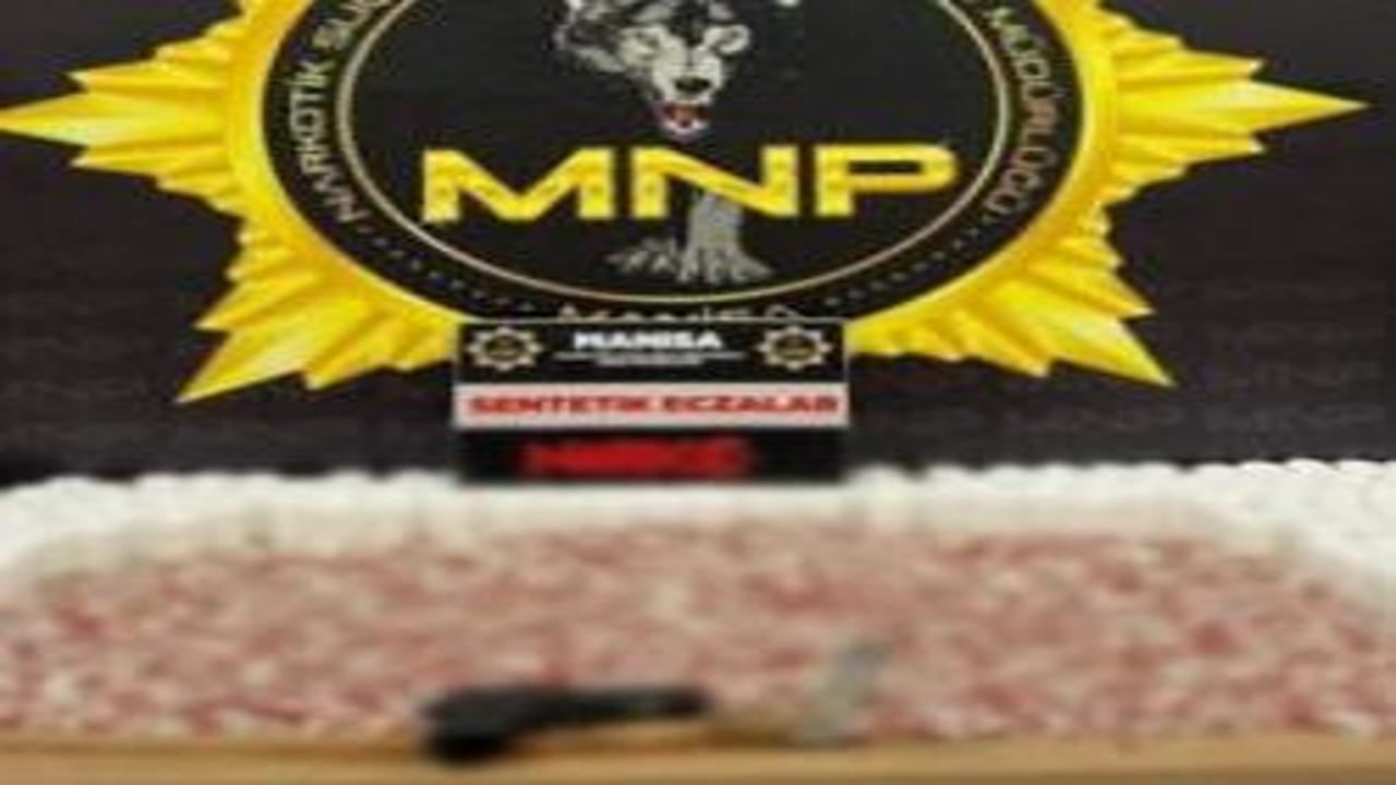 Manisa'da dev narkotik operasyonu: 10 binin üzerinde zehirli hap ele geçirildi