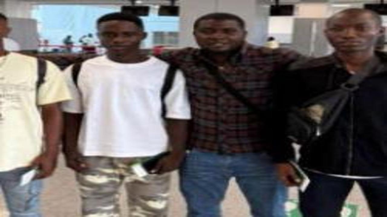 Süper Lig devinden transfer harekatı! Afrika'dan 3 oyuncu İstanbul'a geldi