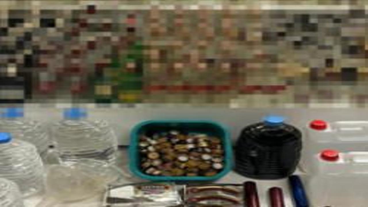 Sahte içki imalathanesine baskın: Halkın sağlığıyla oynayan şebeke çökertildi!